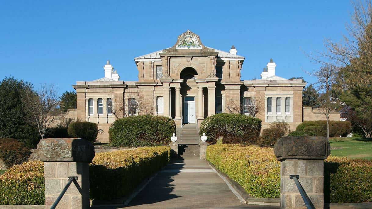 Scenic Drive Jindabyne Cooma Alpine Country Holidays