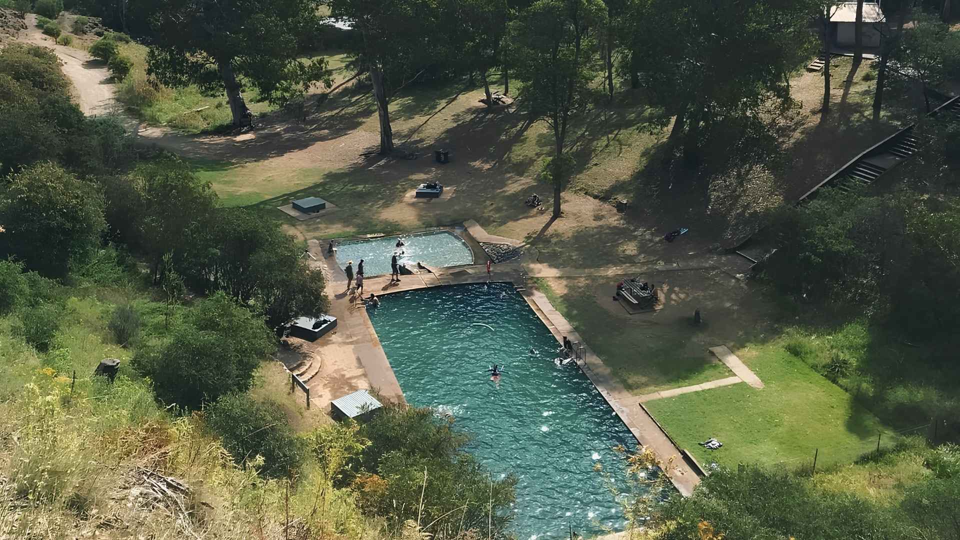 Yarrangobilly Thermal pool